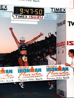 Katja Mayer gewinnt den Ironman Florida