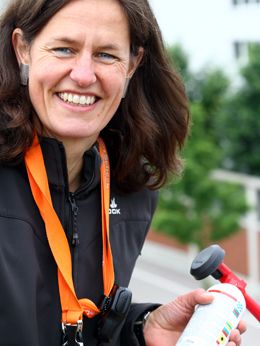 Katja Mayer beim Start des M-net Firmenlauf Augsburg